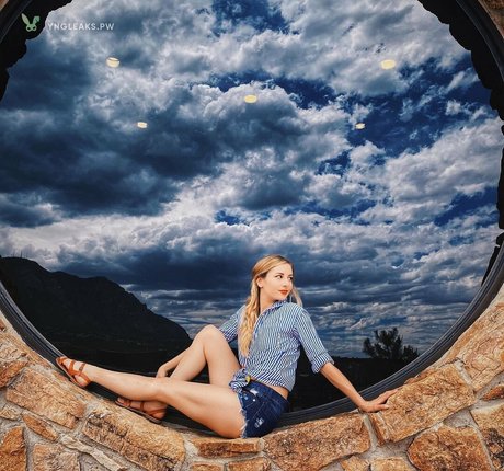 Tarah Kayne hd erwachsene galerie