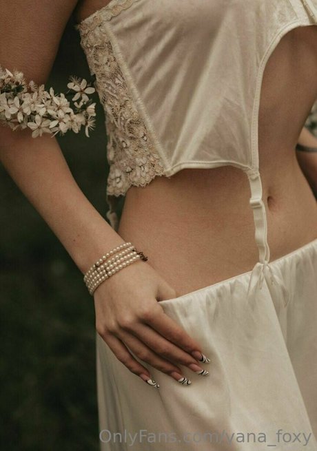 yanafoxy free kostenlose nackte foto