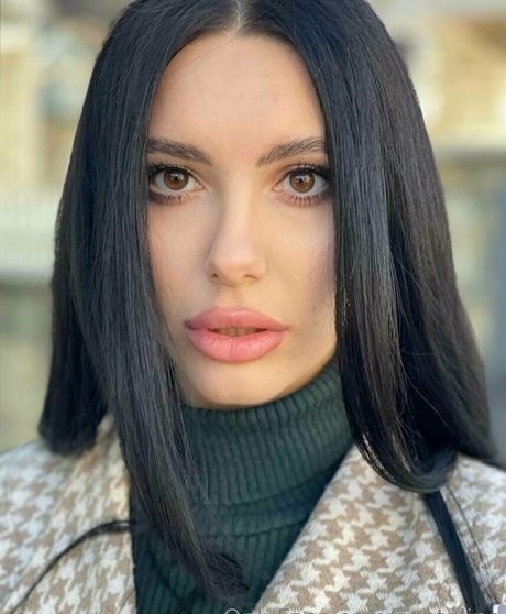 santalips hd pornografische foto