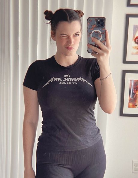 RipMika nacktheit hd foto