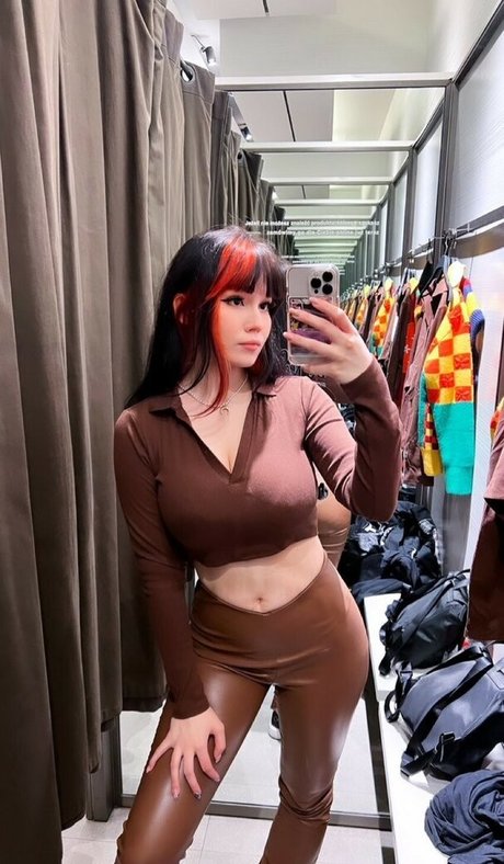 Shini Waifu schöne nackt archiv