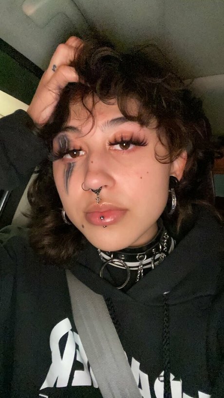 Suedmza model porno bilder