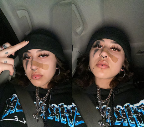 Suedmza nacktheit perfekte bild