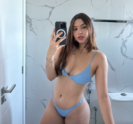 Clarissa Pavie exklusive nackten bilder