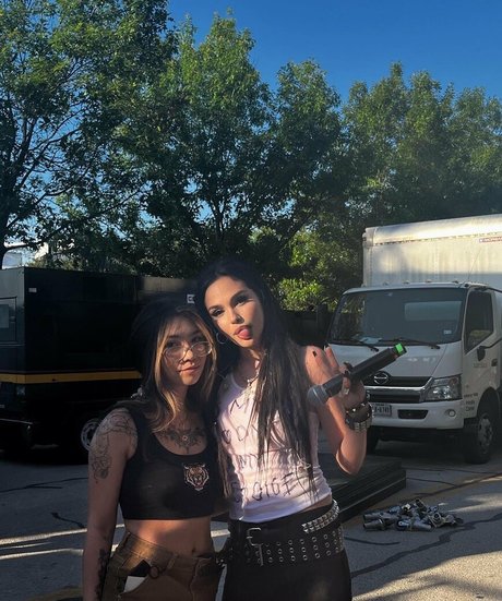 Mikah Tia hübsche exklusive galerien