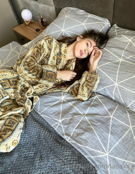 lanaxx x pornographische pornostar bild