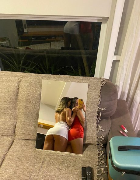 Ellenzinha perfekte erotische bild