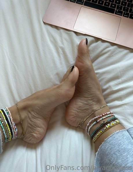 alyagoddess freie nackt galerien