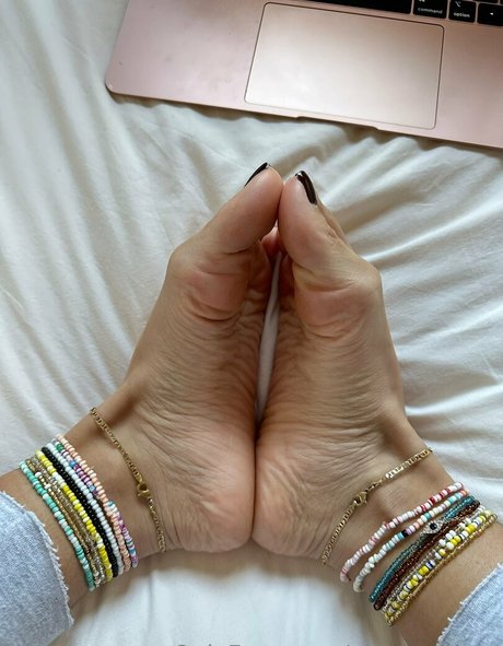 alyagoddess schauspielerin sex fotos