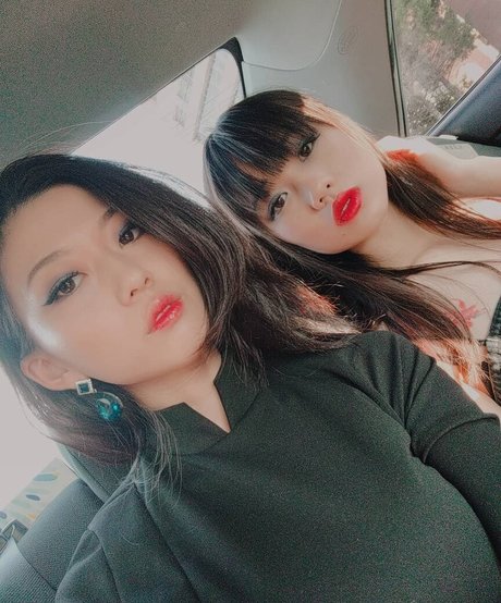 Shirley Liann akt bild