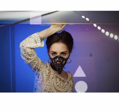 Anna Kotova perfekte pornografische galerie