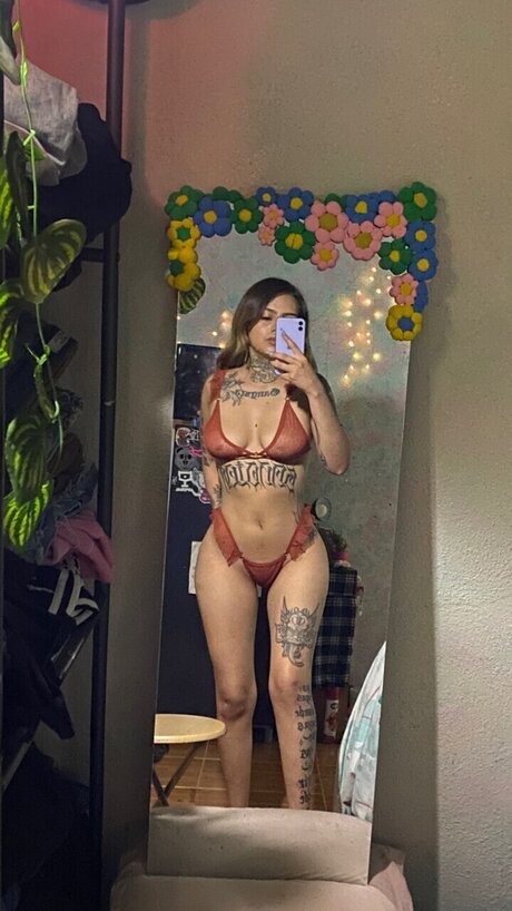 Namisi Ganesha pornografische pornostar fotos