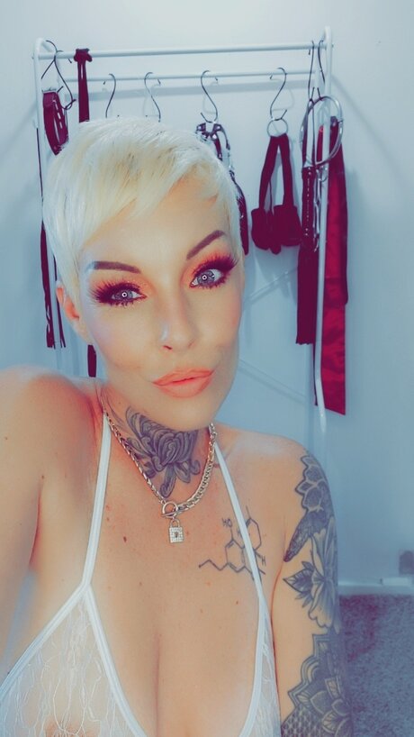 Lady11 erotische schöne fotos