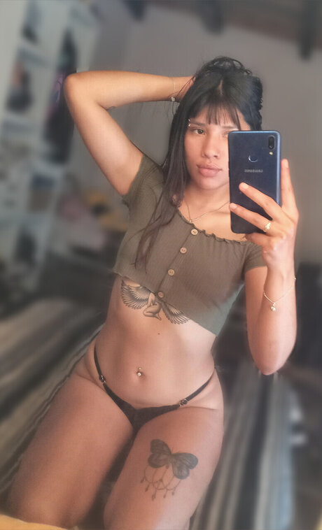 Saa_ model nackte bilder