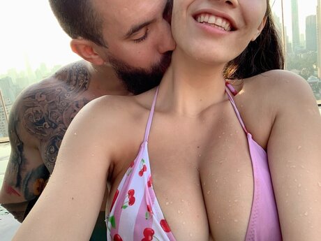 Bubblepink inkedwolf and friends perfekte erotische foto