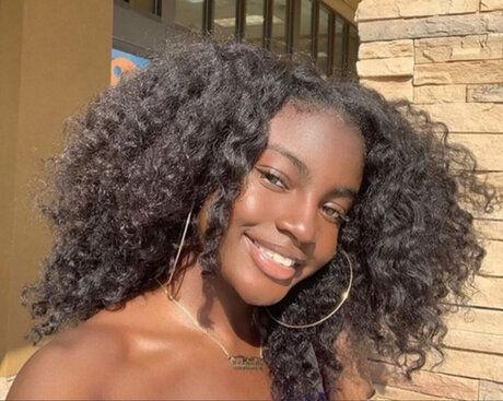 YourFav top erwachsene archiv