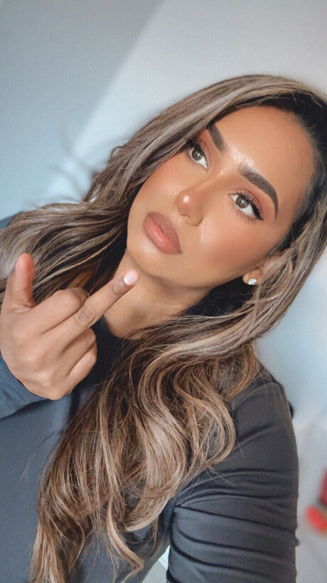 Goddess Lillyyy schöne exklusive foto