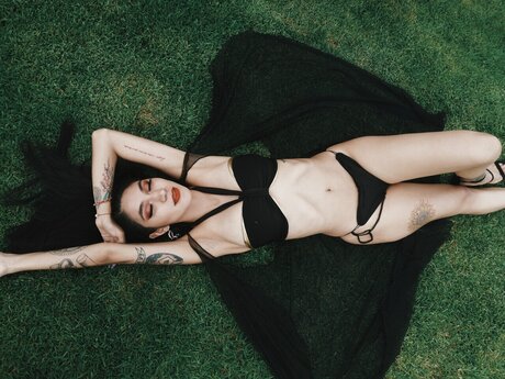 VonMon erwachsene nackt galerien