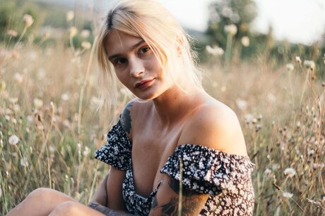 Jenny Luckie hd erotische galerien