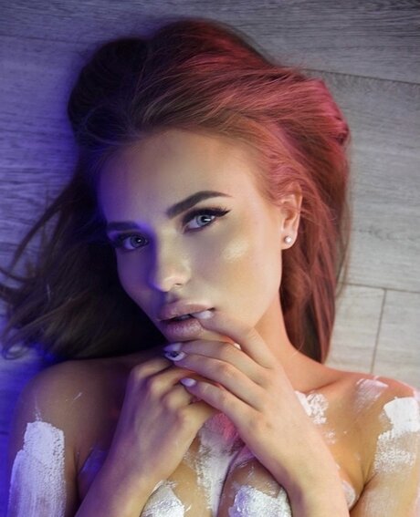 LanaRoberson schauspielerin akt fotos