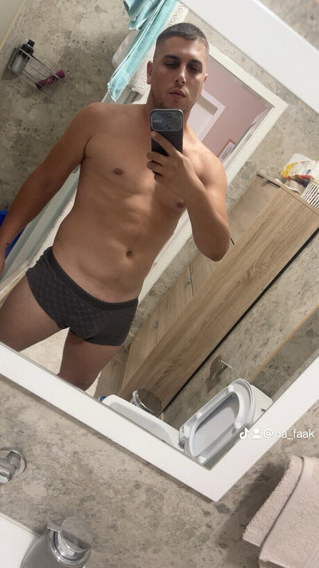 Kristian Zaz model exklusive bild