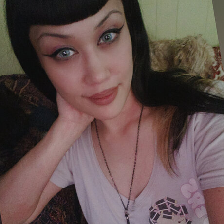 Hidi Suxx freie pornostar foto