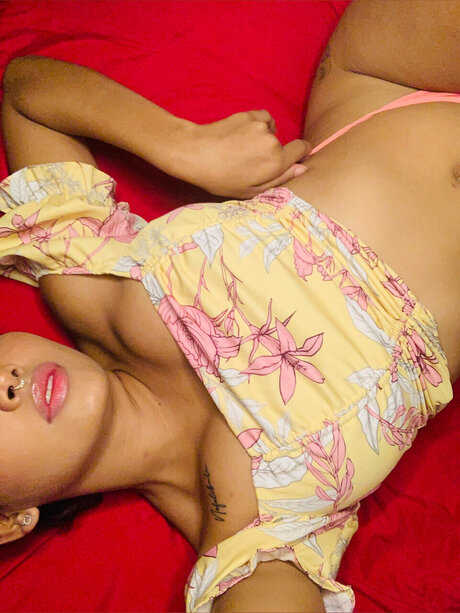 Luni model hd bilder