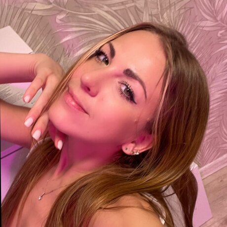 Lana BunnyDoll erwachsene pornostar galerien