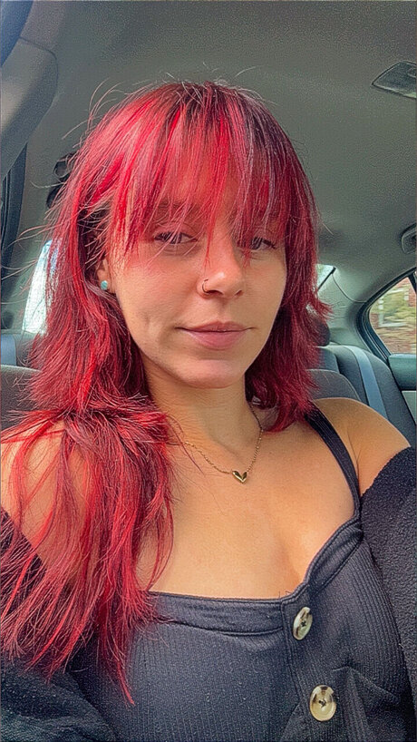 carebear_ porno kunst galerie