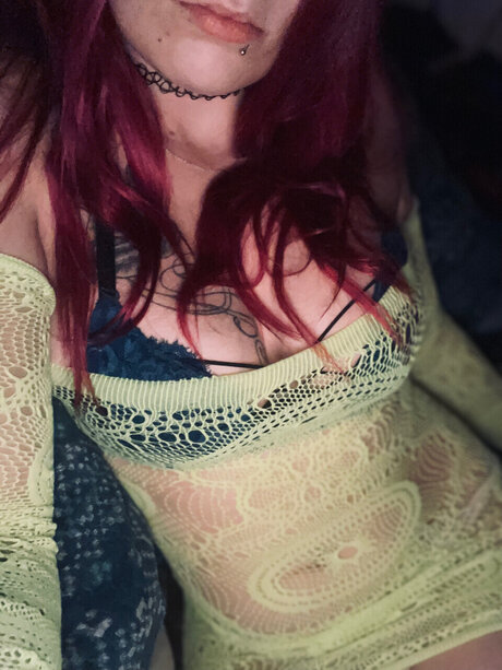 Kiikiie schauspielerin exklusive galerie