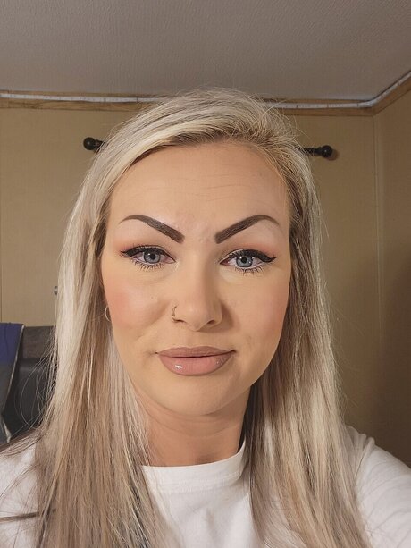 KY BARBIE perfekte akt galerien