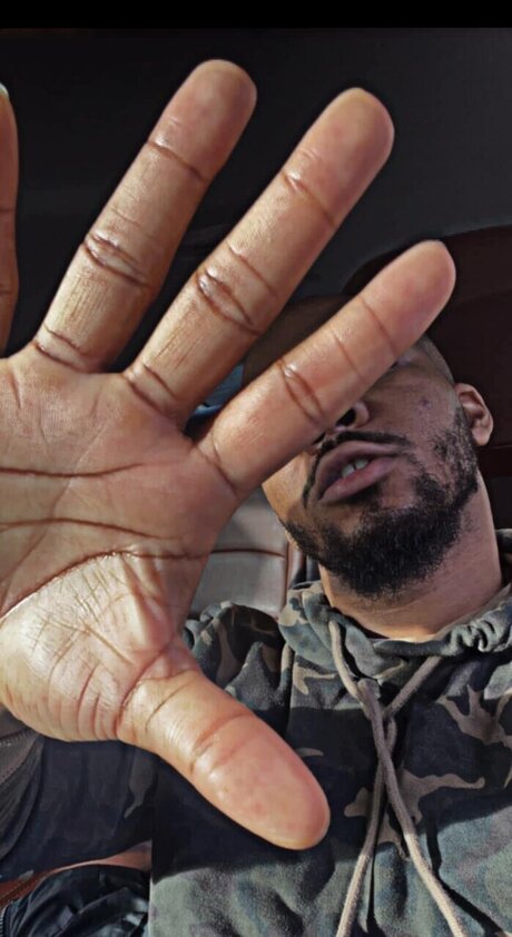 Sex Therapy exklusive nackte bild