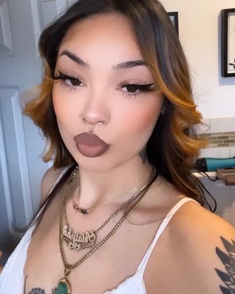 ItsDaiLove sexy top foto