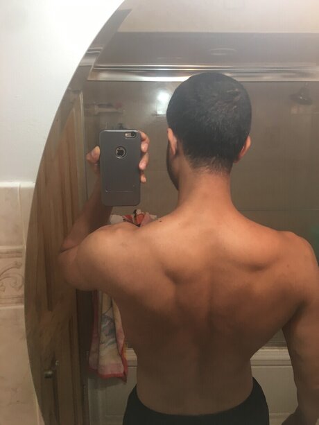 King Handsome model xxx bilder