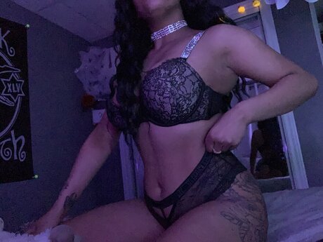 Scarlet Roses erotische heiße galerien