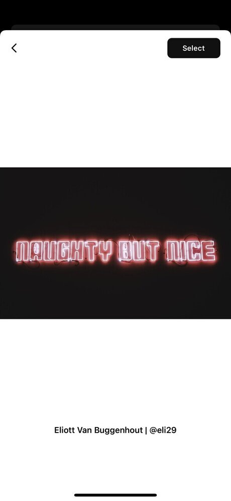 Honey Pie model nackt bild