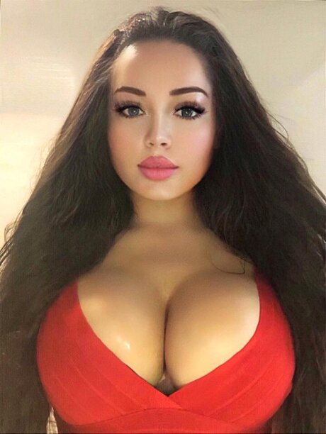 Malika Melekaeva kostenlose nackt foto