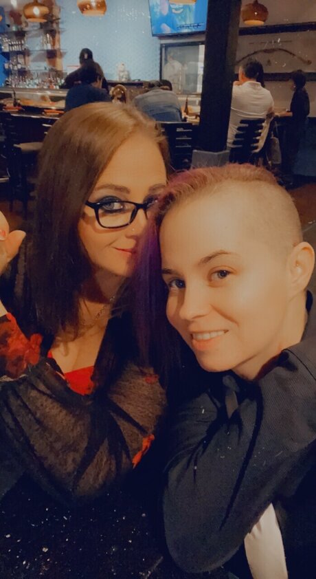 Tattooed Daddy kostenlose sex archiv