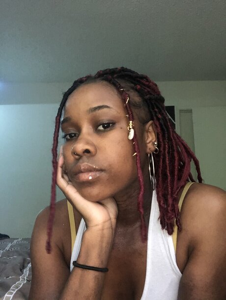 RayChyna Miles kunst nacktheit bild