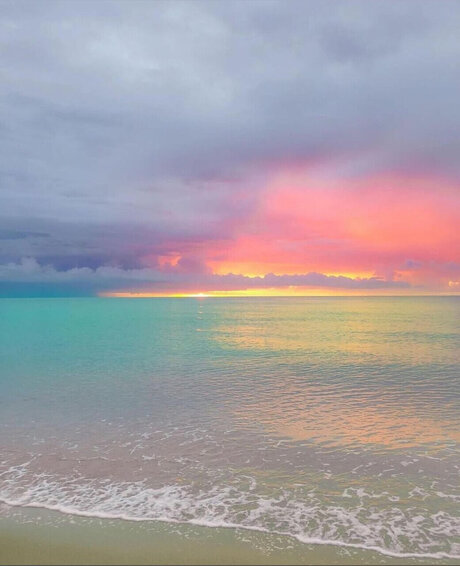 C H A N E L nackt hd bild