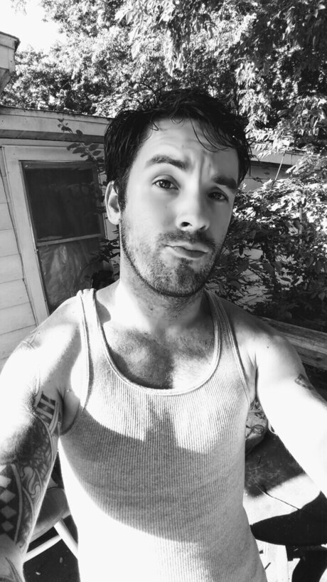 Justin T Paul pornostar nackte galerie