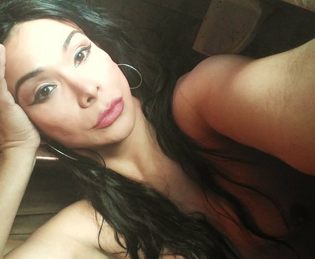 Vaniity nackt akt fotos