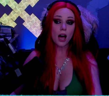 scxrlet64 sexy akt bild