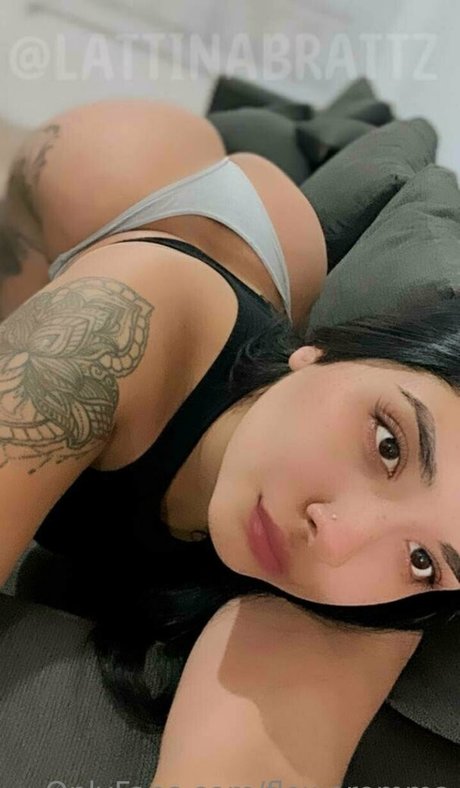 floweremma nackt pornostar bild