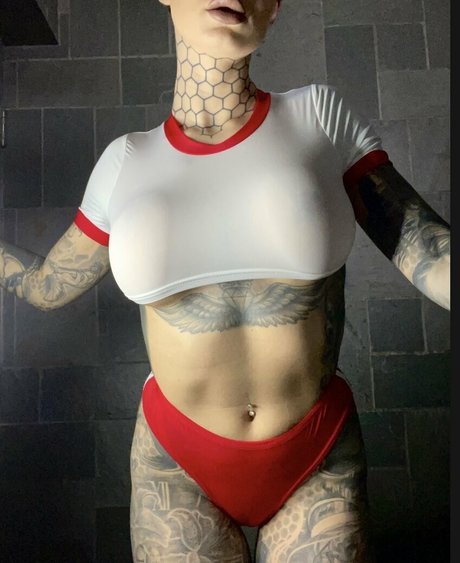 Bee Phillips exklusive pornografische bilder