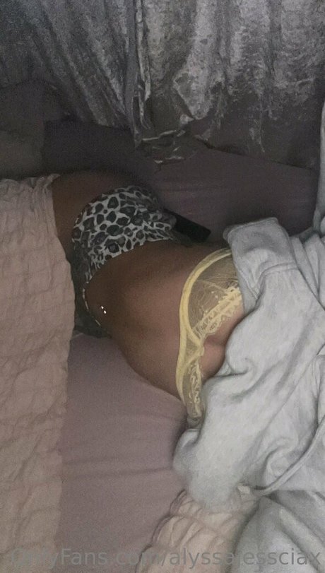 Alyssajessciax erotische hd fotos