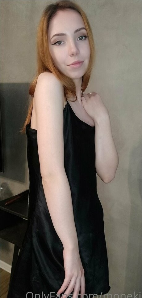 moneki xxx nacktheit foto