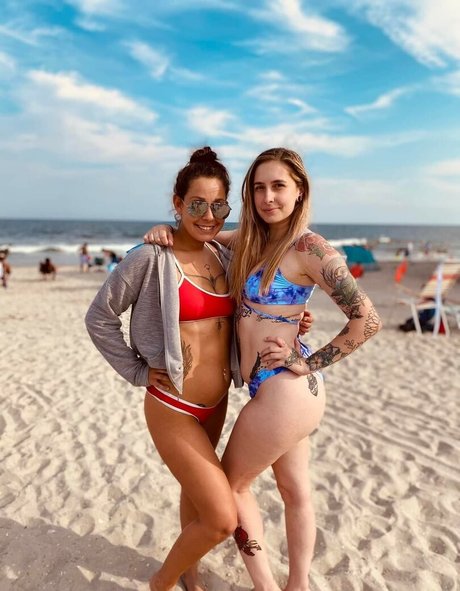 Monica Iannuzzi exklusive hd galerie