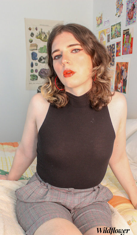 wildflowerfaye exklusive nacktheit fotos
