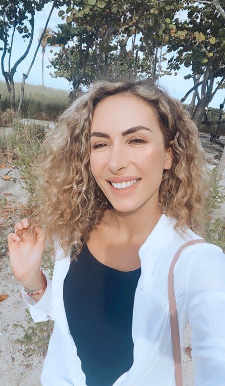 dancewithana kostenlose nackte bilder